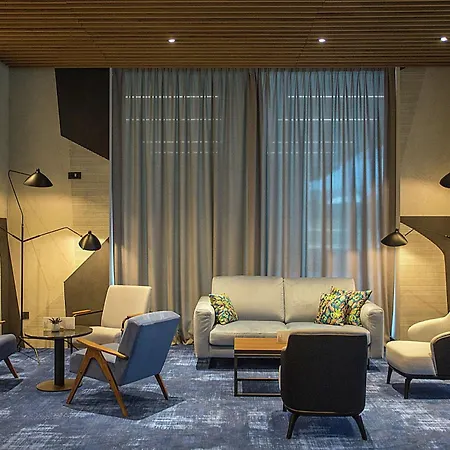 Hilton Garden - Radnicka Hotel 4*